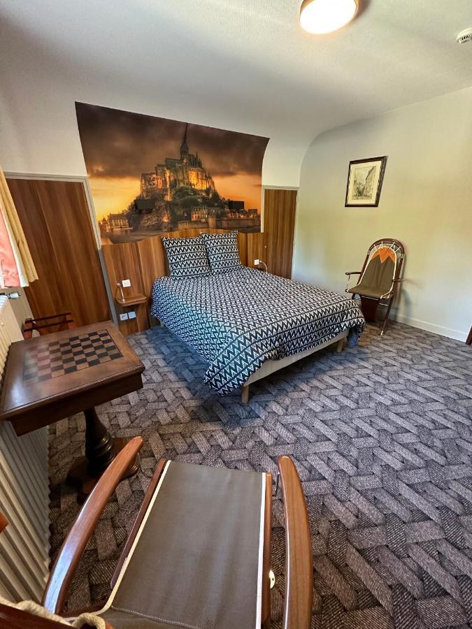 Hotel Roc Land Les Portes du Coglais ภายนอก รูปภาพ