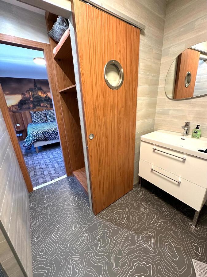 Hotel Roc Land Les Portes du Coglais ภายนอก รูปภาพ